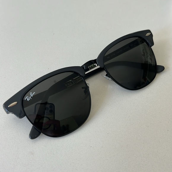 Ray-Ban Club master Sunglasses - Picture 3 of 5